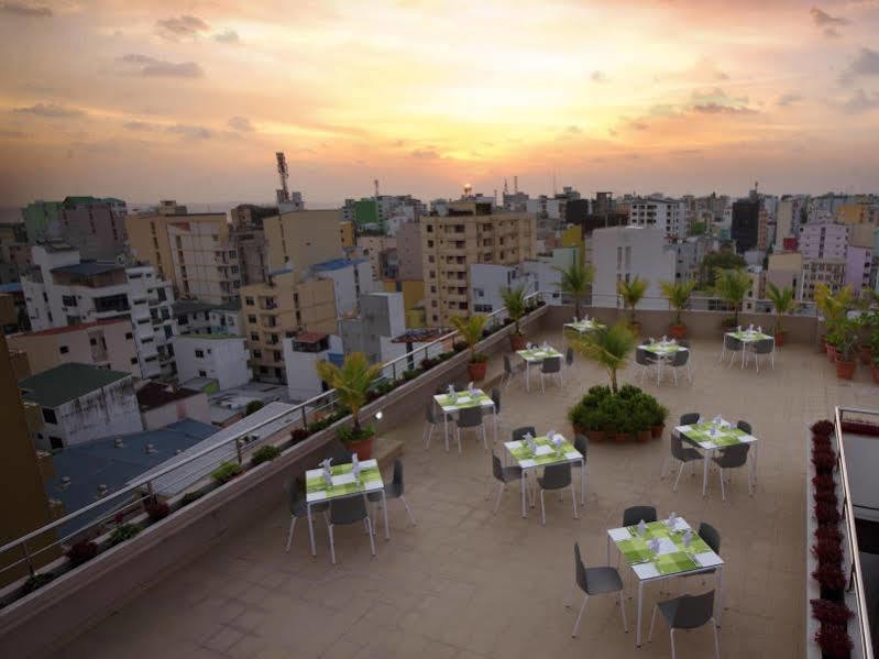 Champa Central Hotel Malé Exterior foto